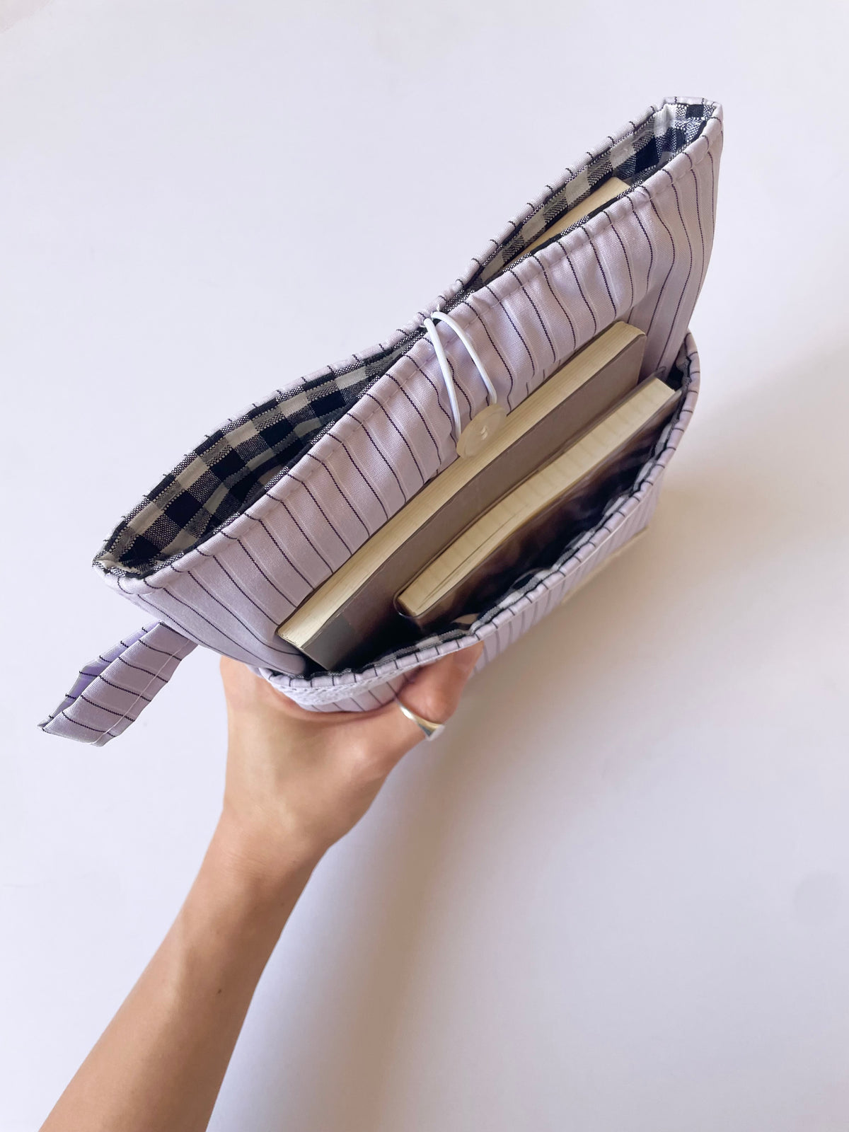 Lilac Stripe Book Sleeve with Pocket
