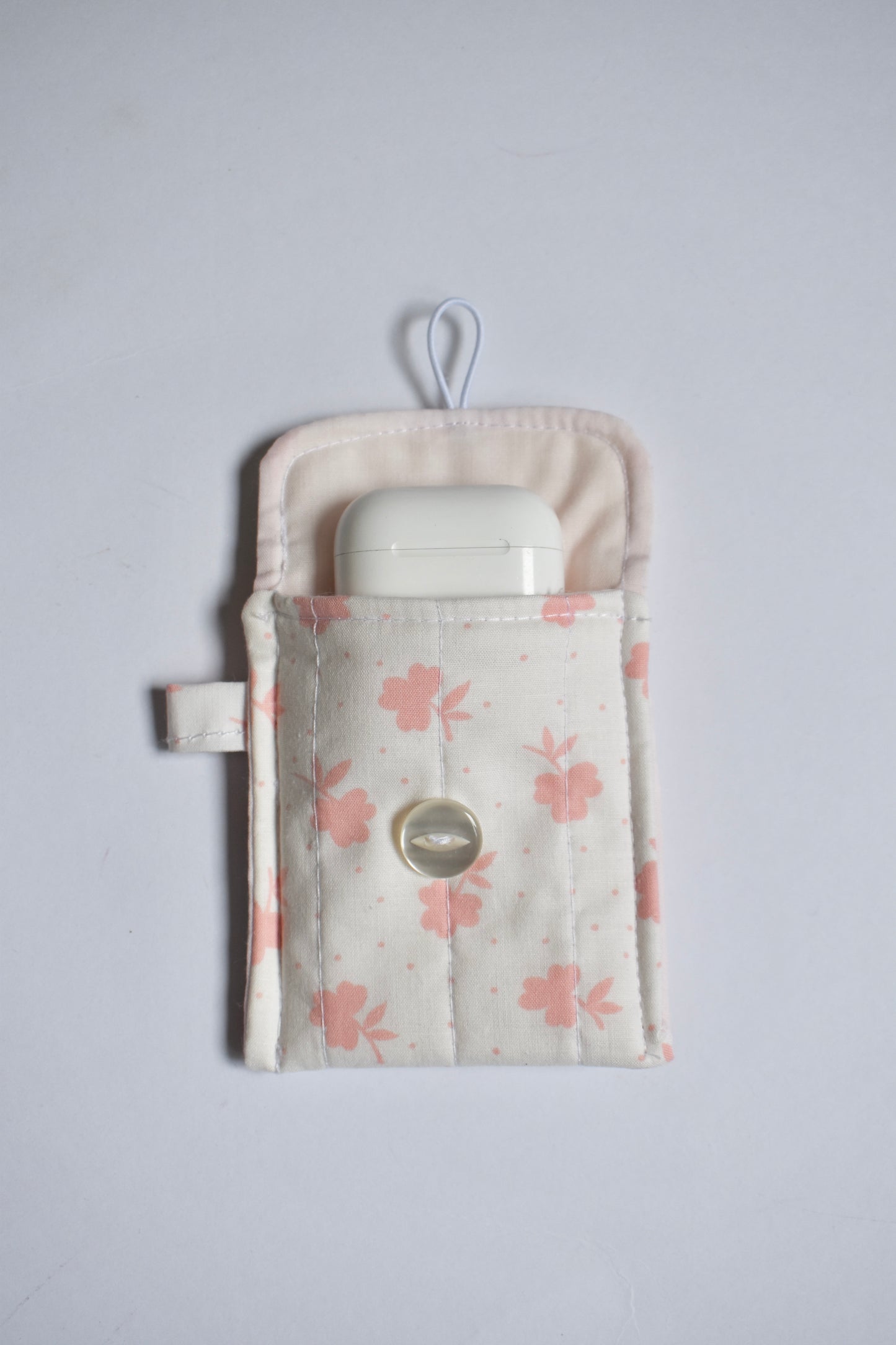 ピンクチェックAirPodsケース