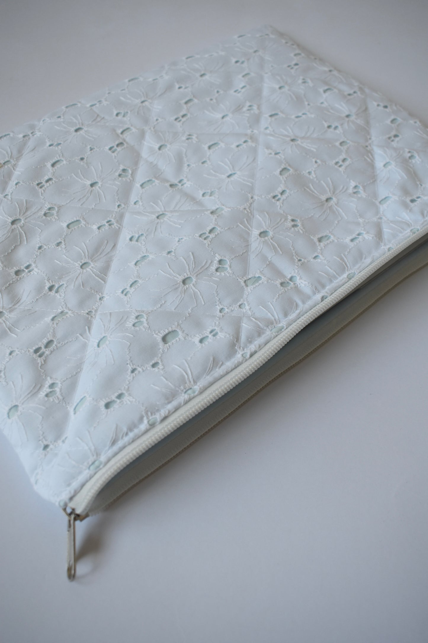 ブラウンストライプラップトップスリーブ