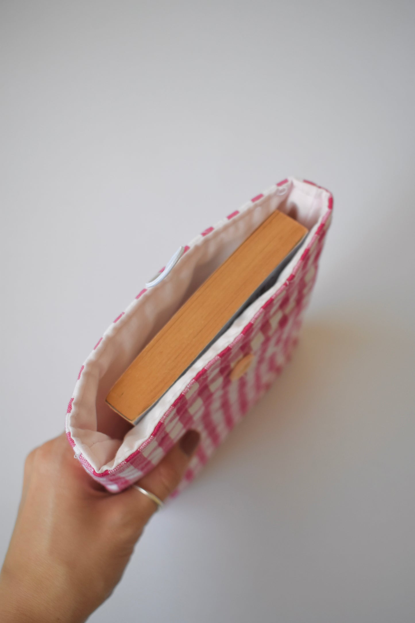 Hot Pink E-Reader Sleeve