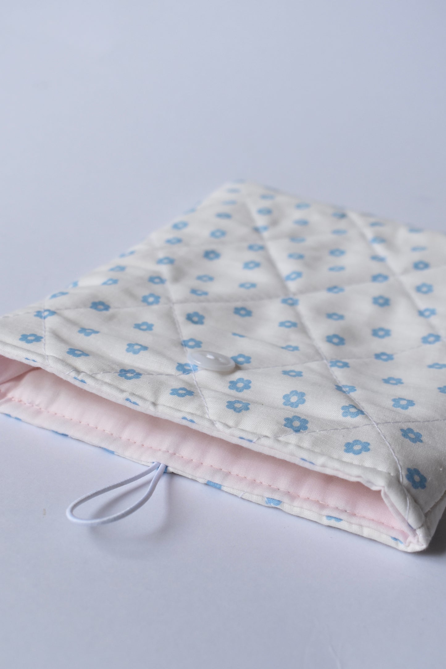 Bluebell E-Reader Sleeve