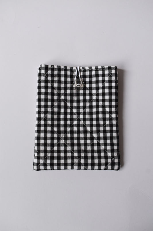 Gingham E-Reader Sleeve
