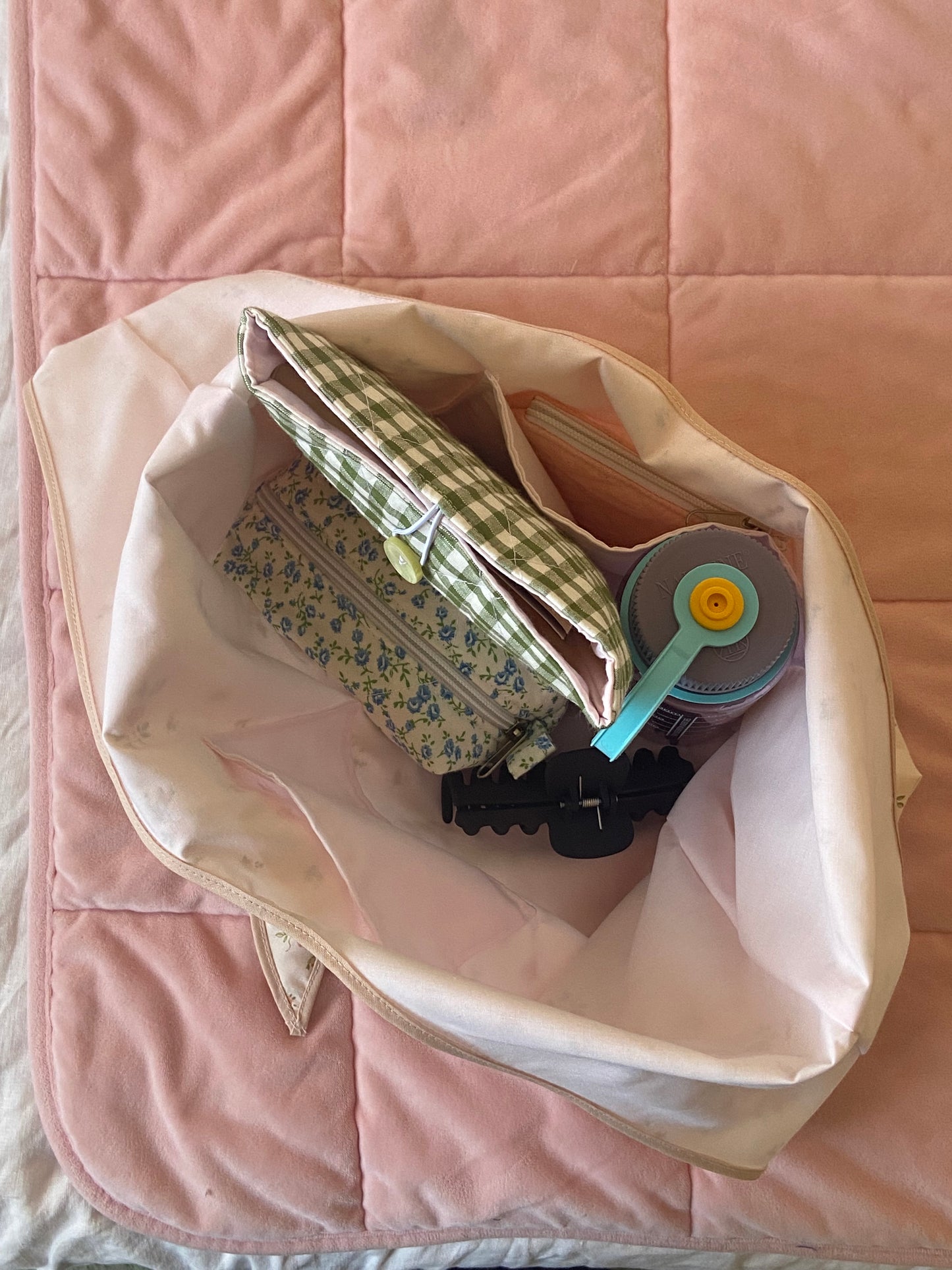 Peachy Slouchy Bag