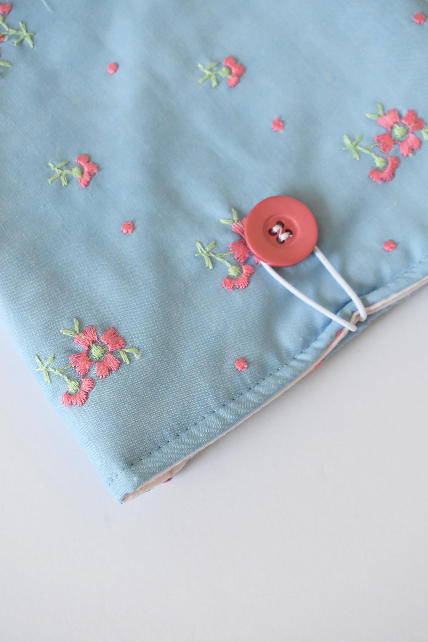Blue Posy E-Reader Sleeve