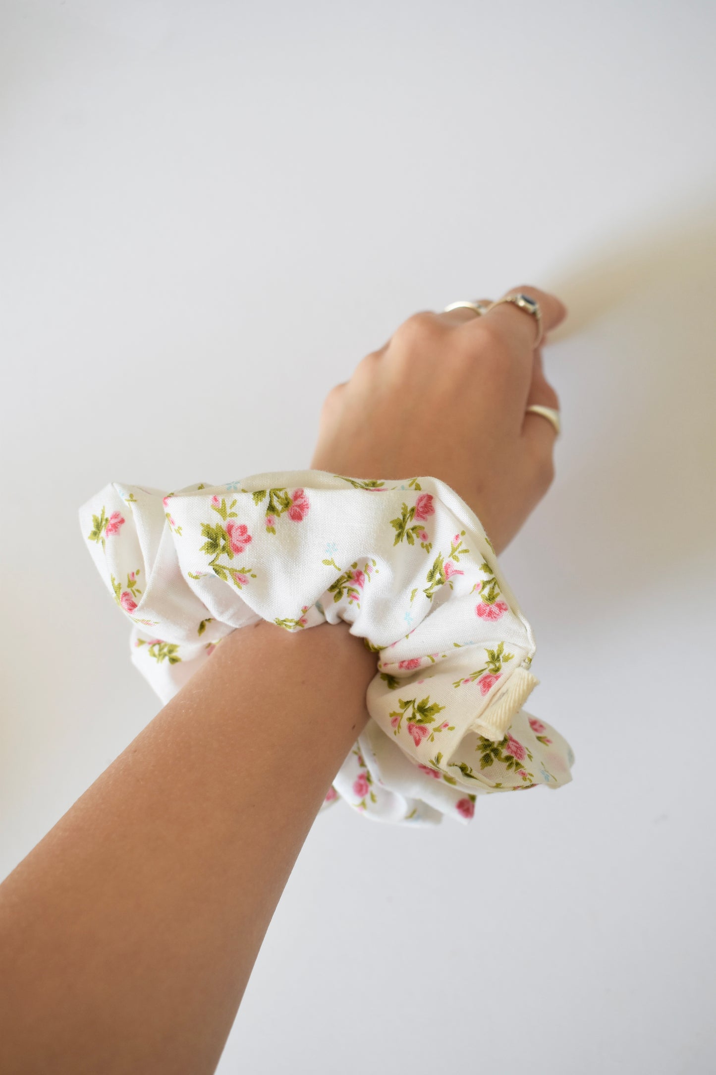 Vintage Floral Scrunchie