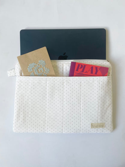 Polka Dot Laptop Sleeve with Pocket