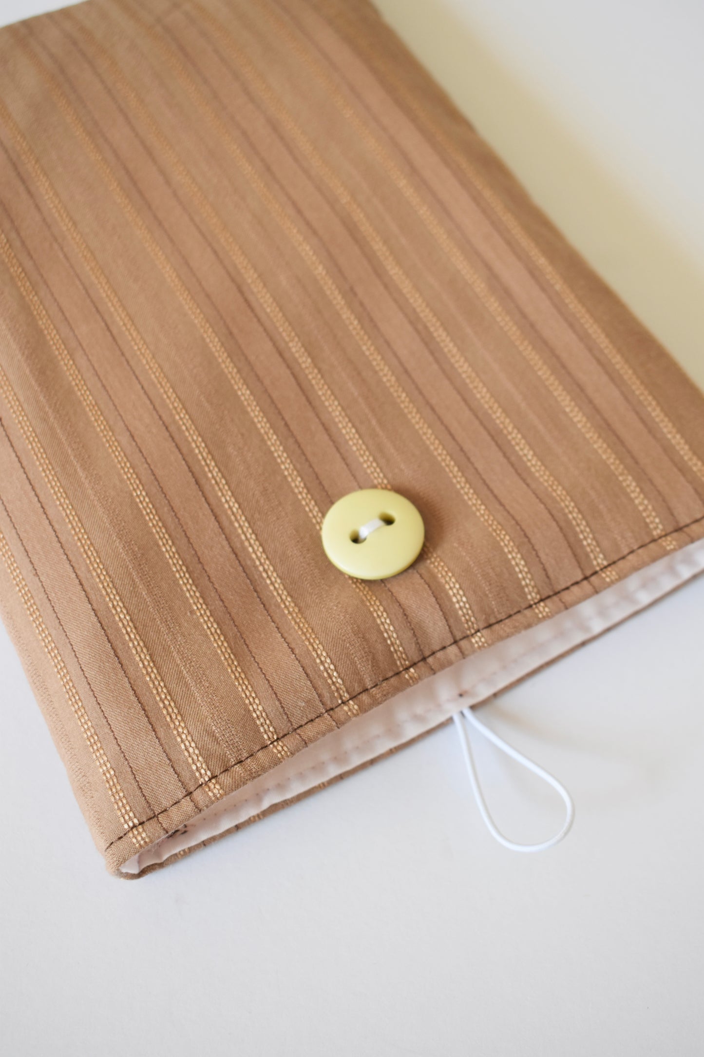 Mocha Book Sleeve