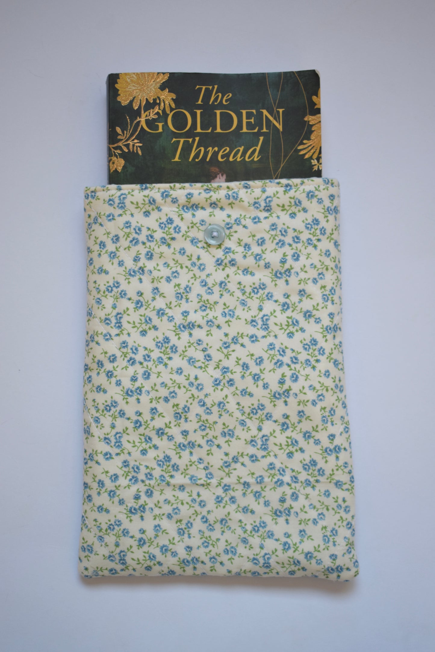 Iris Large Book Sleeve
