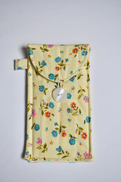 Garden Glasses Pouch