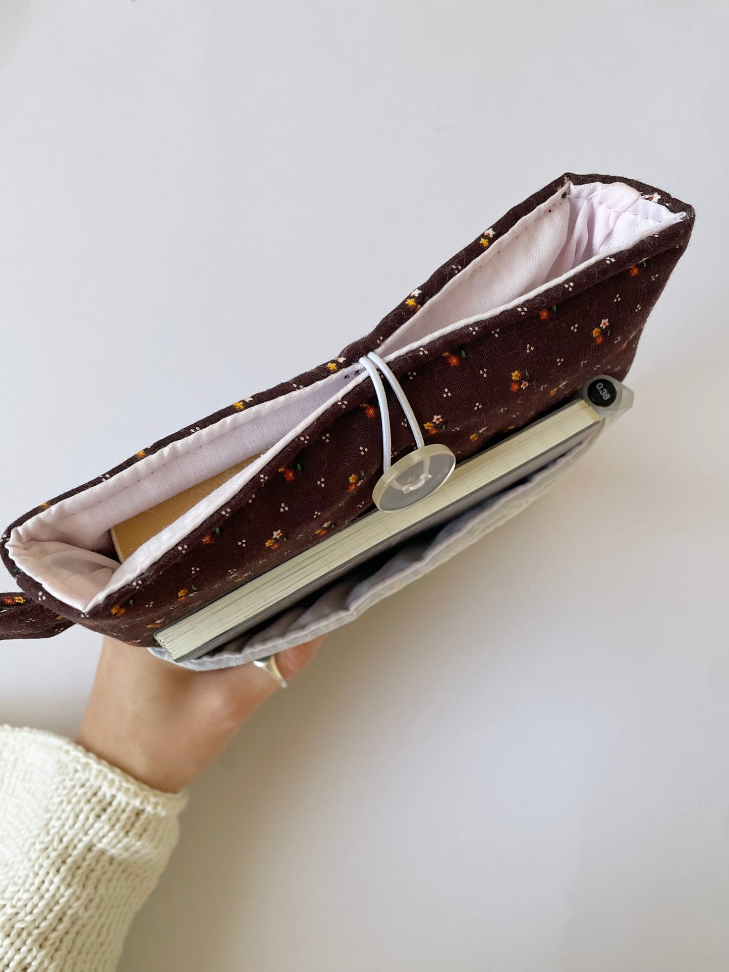 Brown Floral Book Sleeve with Pocket