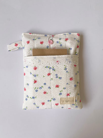 Meadow Book Sleeve with Pocket