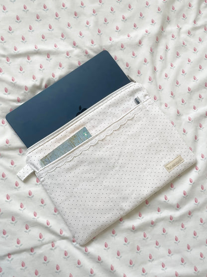 Polka Dot Laptop Sleeve with Pocket