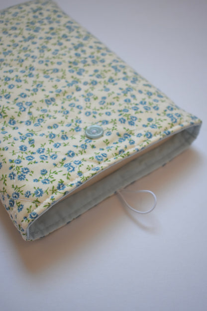 Iris Large Book Sleeve